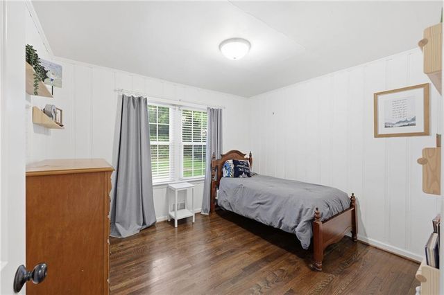 1237 S Enota Drive NE, Gainesville, GA 30501