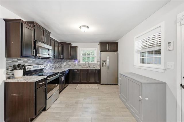 1237 S Enota Drive NE, Gainesville, GA 30501