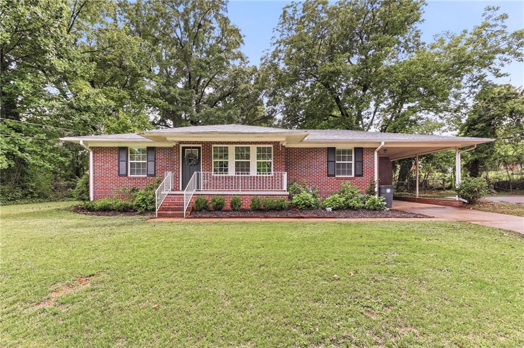 1237 S Enota Drive NE, Gainesville, GA 30501