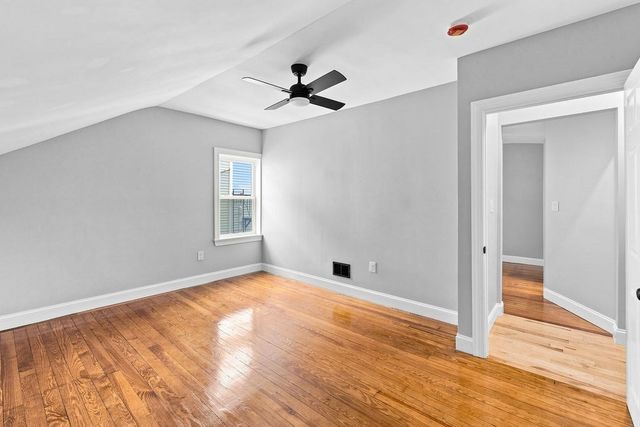216 State St, New Bedford, MA 02740