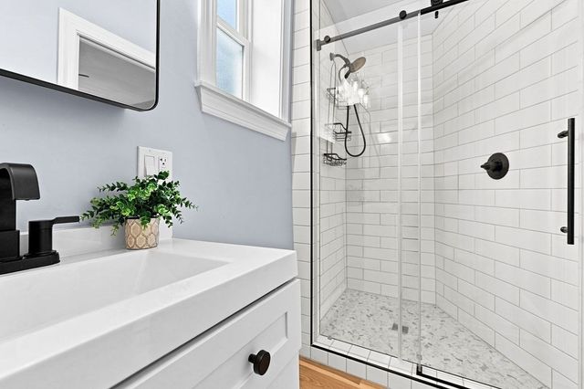 216 State St, New Bedford, MA 02740