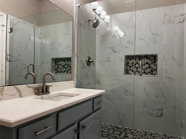 4606 Clay Drive, Rowlett, TX 75088