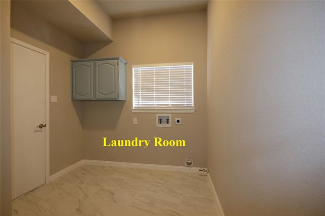 4606 Clay Drive, Rowlett, TX 75088