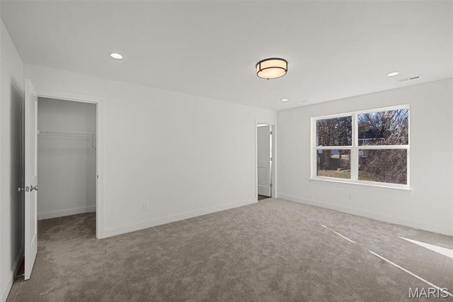 529 Long Acres Lane, Olivette, MO 63132