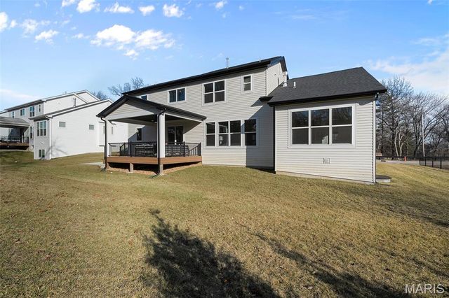 529 Long Acres Lane, Olivette, MO 63132