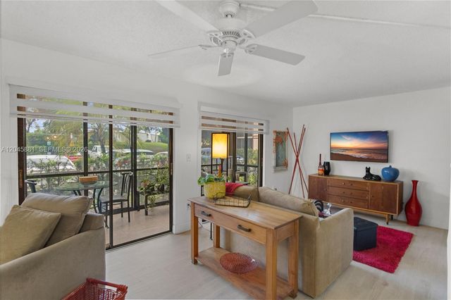 9930 S Belfort Cir 105, Tamarac, FL 33321