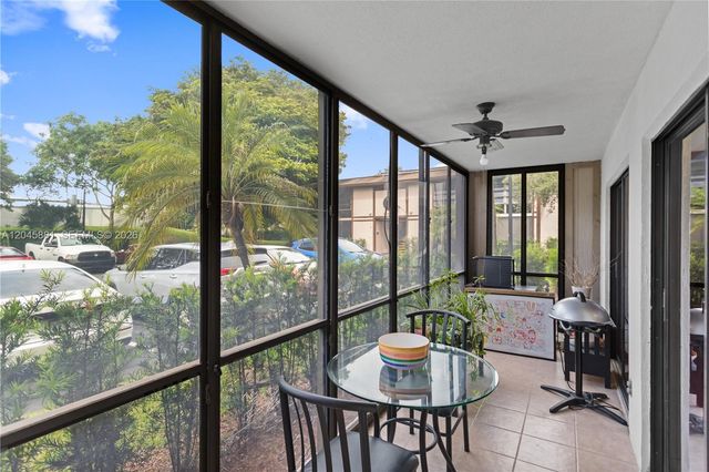 9930 S Belfort Cir 105, Tamarac, FL 33321