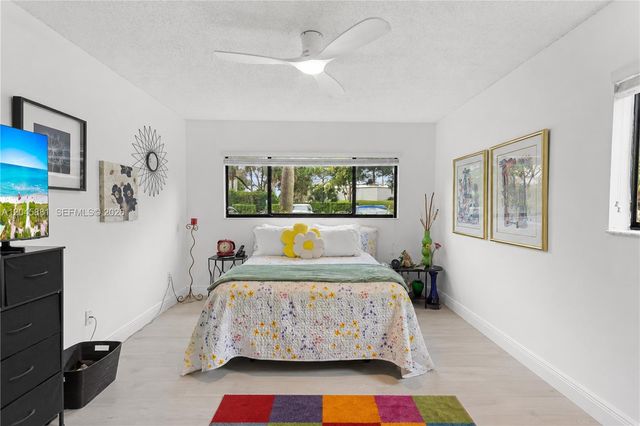 9930 S Belfort Cir 105, Tamarac, FL 33321