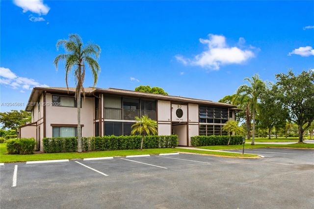 9930 S Belfort Cir 105, Tamarac, FL 33321