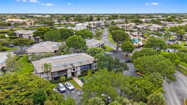 9930 S Belfort Cir 105, Tamarac, FL 33321