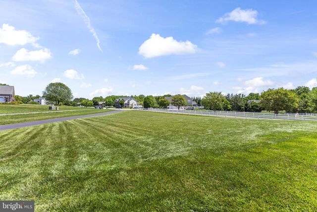 7035 WILDERNESS CT, Owings, MD 20736