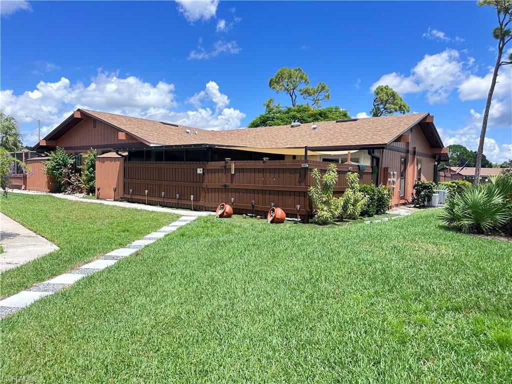 5597 Foxlake DR, NORTH FORT MYERS, FL 33917 — exterior