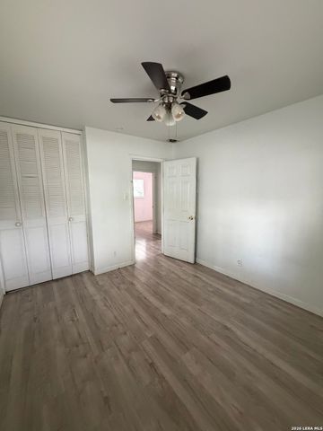 7110 CASTLERIDGE ST, San Antonio, TX 78227