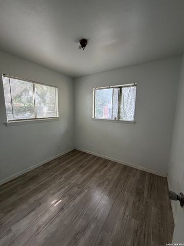 7110 CASTLERIDGE ST, San Antonio, TX 78227