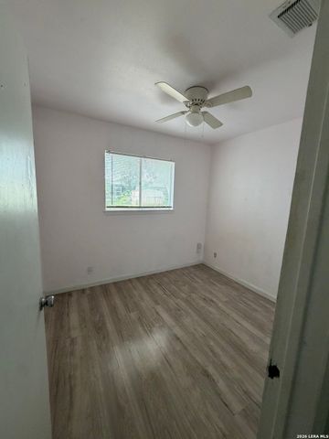 7110 CASTLERIDGE ST, San Antonio, TX 78227