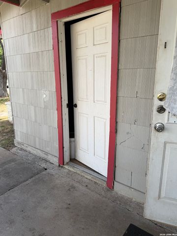 7110 CASTLERIDGE ST, San Antonio, TX 78227