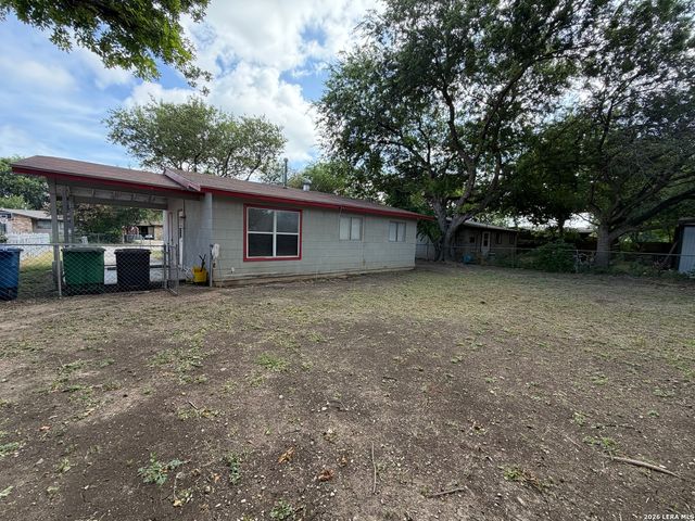 7110 CASTLERIDGE ST, San Antonio, TX 78227