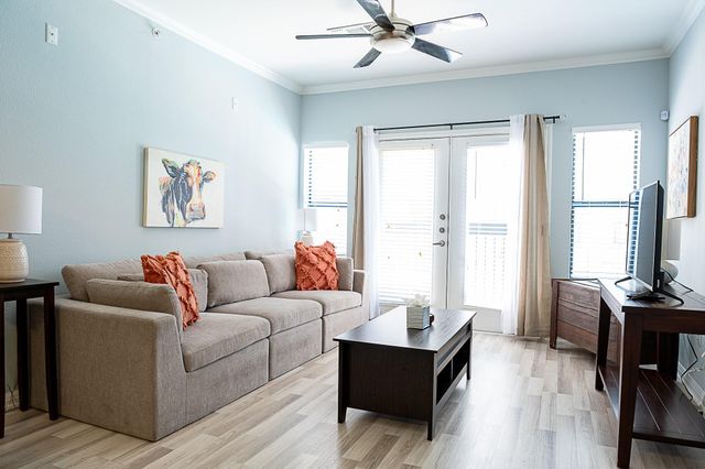2502 Leon ST 309, Austin, TX 78705