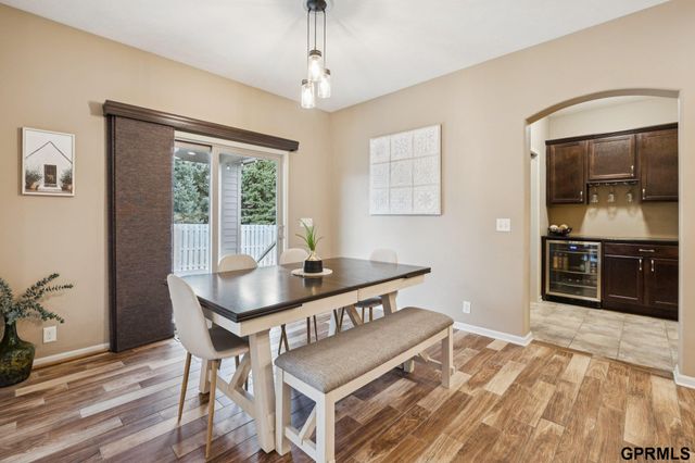 18601 Mason Street, Elkhorn, NE 68022