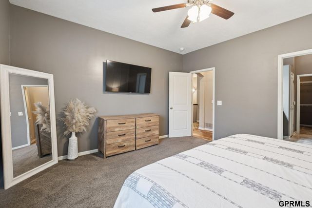 18601 Mason Street, Elkhorn, NE 68022