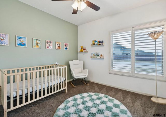 18601 Mason Street, Elkhorn, NE 68022