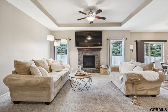 18601 Mason Street, Elkhorn, NE 68022