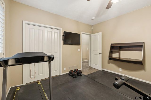 18601 Mason Street, Elkhorn, NE 68022