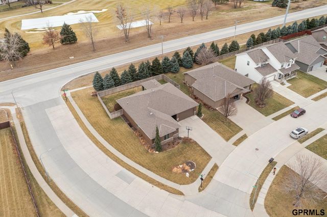 18601 Mason Street, Elkhorn, NE 68022