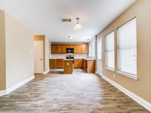 2117 Arthur Street, Mckinney, TX 75071