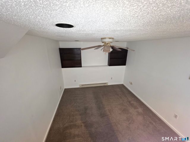 51 Brook Street APT 6A, Naugatuck, CT 06770