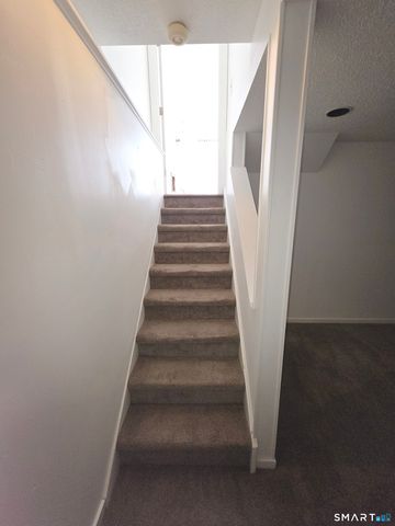 51 Brook Street APT 6A, Naugatuck, CT 06770