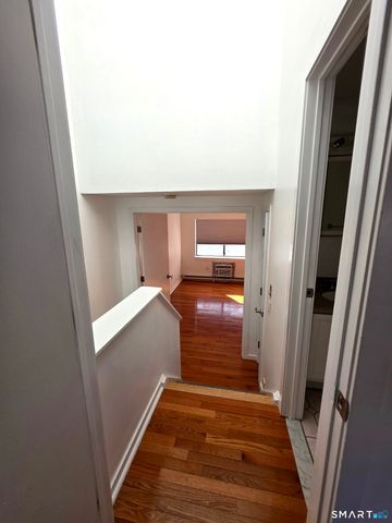 51 Brook Street APT 6A, Naugatuck, CT 06770