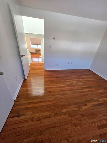 51 Brook Street APT 6A, Naugatuck, CT 06770