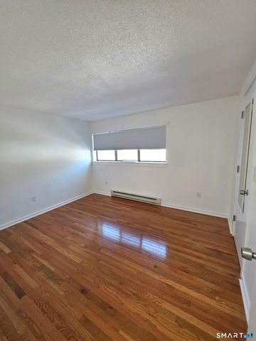 51 Brook Street APT 6A, Naugatuck, CT 06770