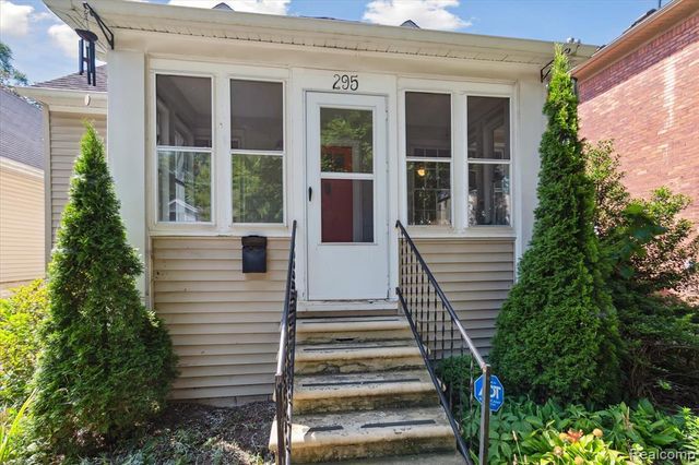 295 W Webster Street, Ferndale, MI 48220