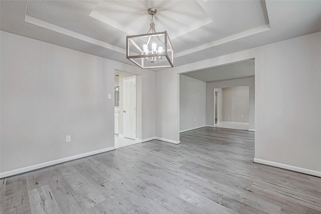 5622 Valkeith Drive, Houston, TX 77096