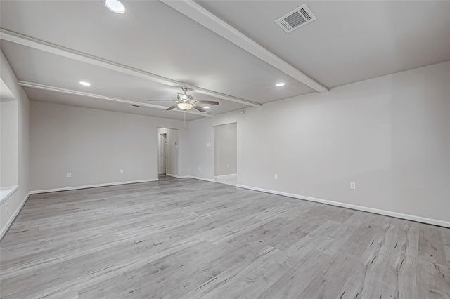 5622 Valkeith Drive, Houston, TX 77096