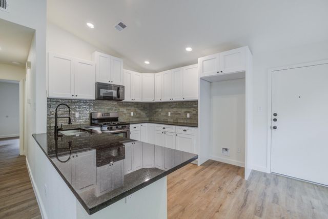 4508 Smooth Oak 1, Austin, TX 78759