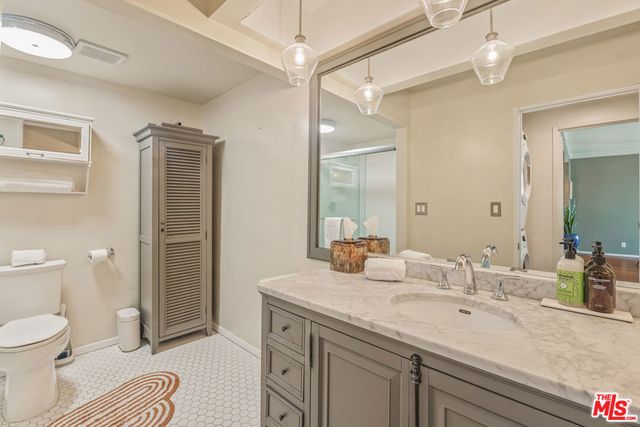 12115 San Vicente Boulevard 303, Los Angeles, CA 90049