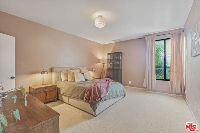 12115 San Vicente Boulevard 303, Los Angeles, CA 90049