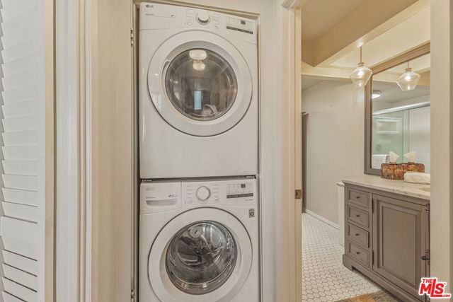 12115 San Vicente Boulevard 303, Los Angeles, CA 90049