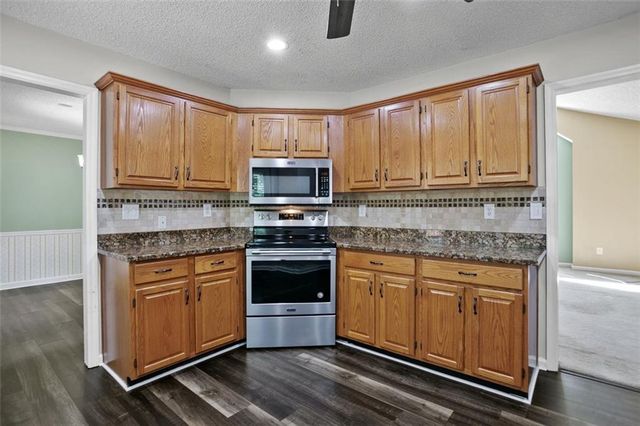 1826 Penrose Court, Powder Springs, GA 30127