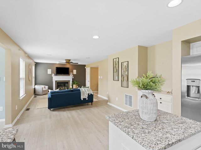 398 TARPY, Deptford, NJ 08096