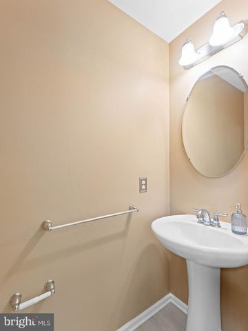 398 TARPY, Deptford, NJ 08096