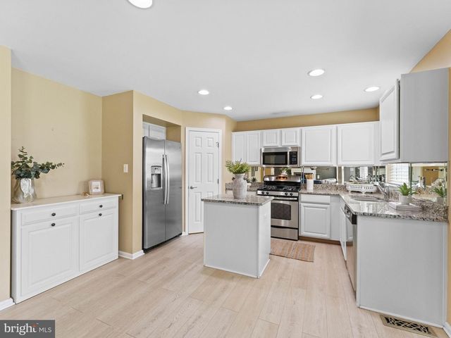 398 TARPY, Deptford, NJ 08096