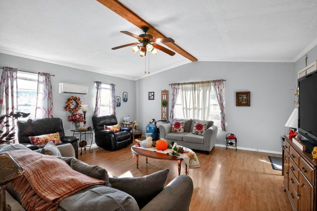 1309 Blackjack ST, Lockhart, TX 78644