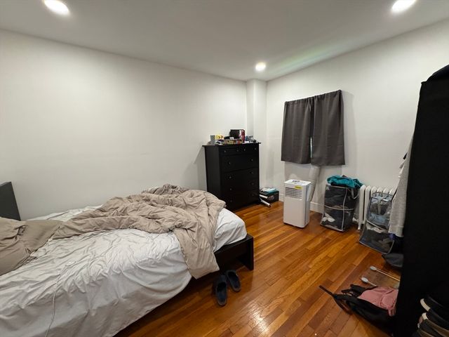552 Pleasant St 1, Malden, MA 02148