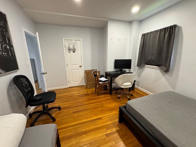 552 Pleasant St 1, Malden, MA 02148