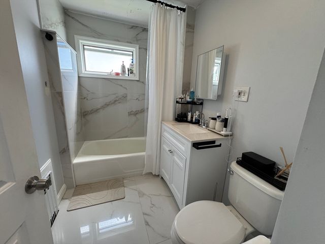 552 Pleasant St 1, Malden, MA 02148