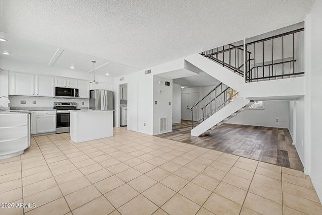 2060 W Hazelwood Parkway 2060, Phoenix, AZ 85015